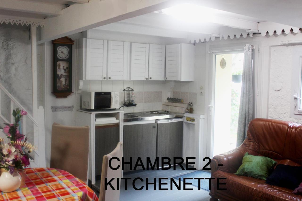 Bed and Breakfast Chez Martine Et Bernard Saint-Vincent-Sterlanges Экстерьер фото